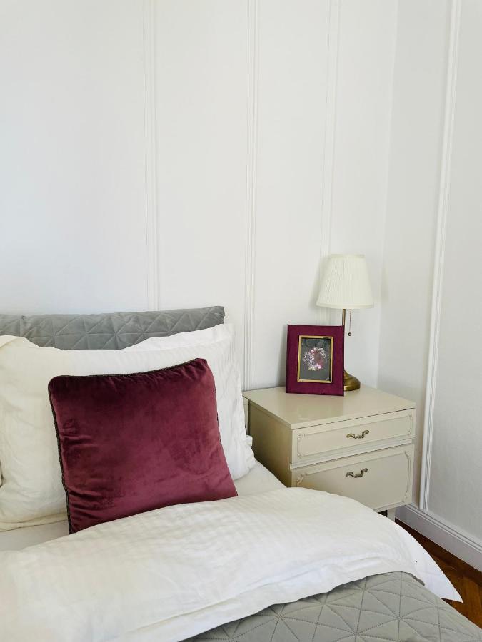 Littleparis Apartment Клуж-Напока Екстериор снимка