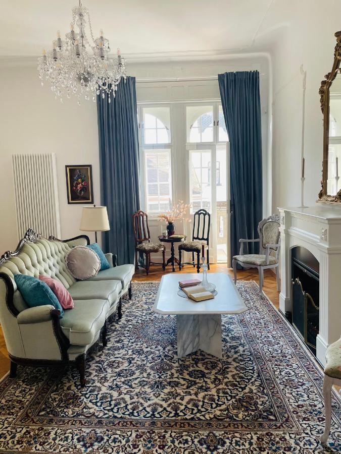 Littleparis Apartment Клуж-Напока Екстериор снимка