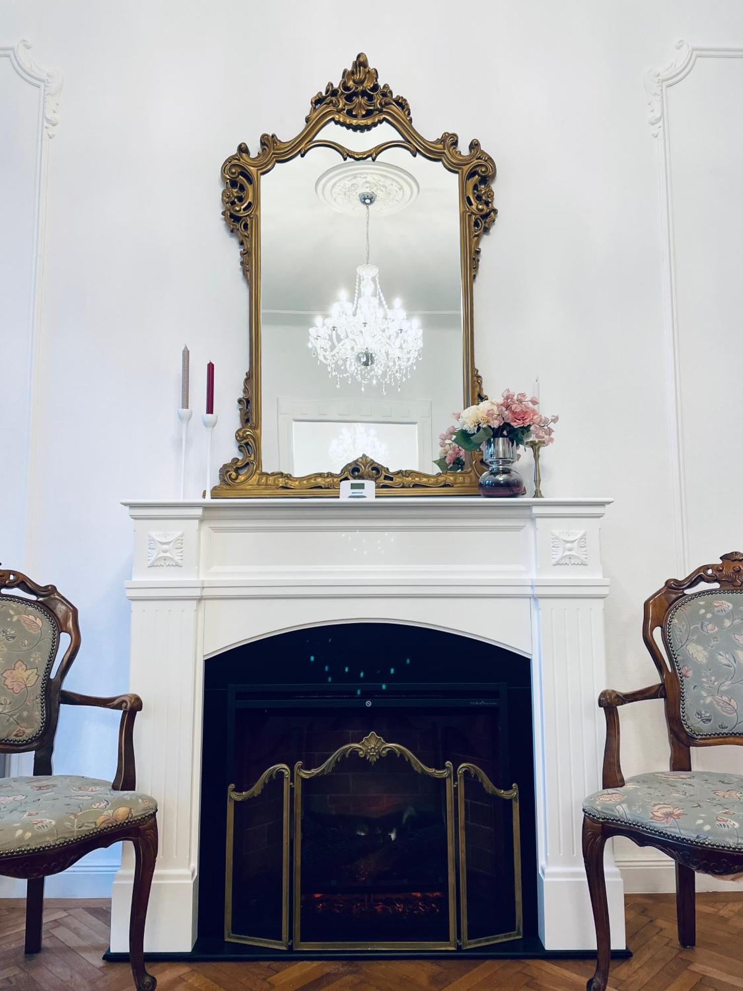Littleparis Apartment Клуж-Напока Екстериор снимка